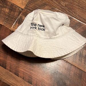 The New York look  floppy hat one size fits off